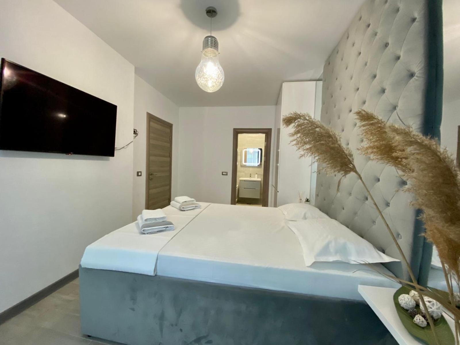 Iako Premium Apartament Нэводари Экстерьер фото